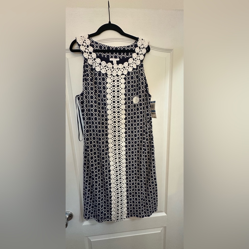 Elegant Blue and White Sleeveless Dress